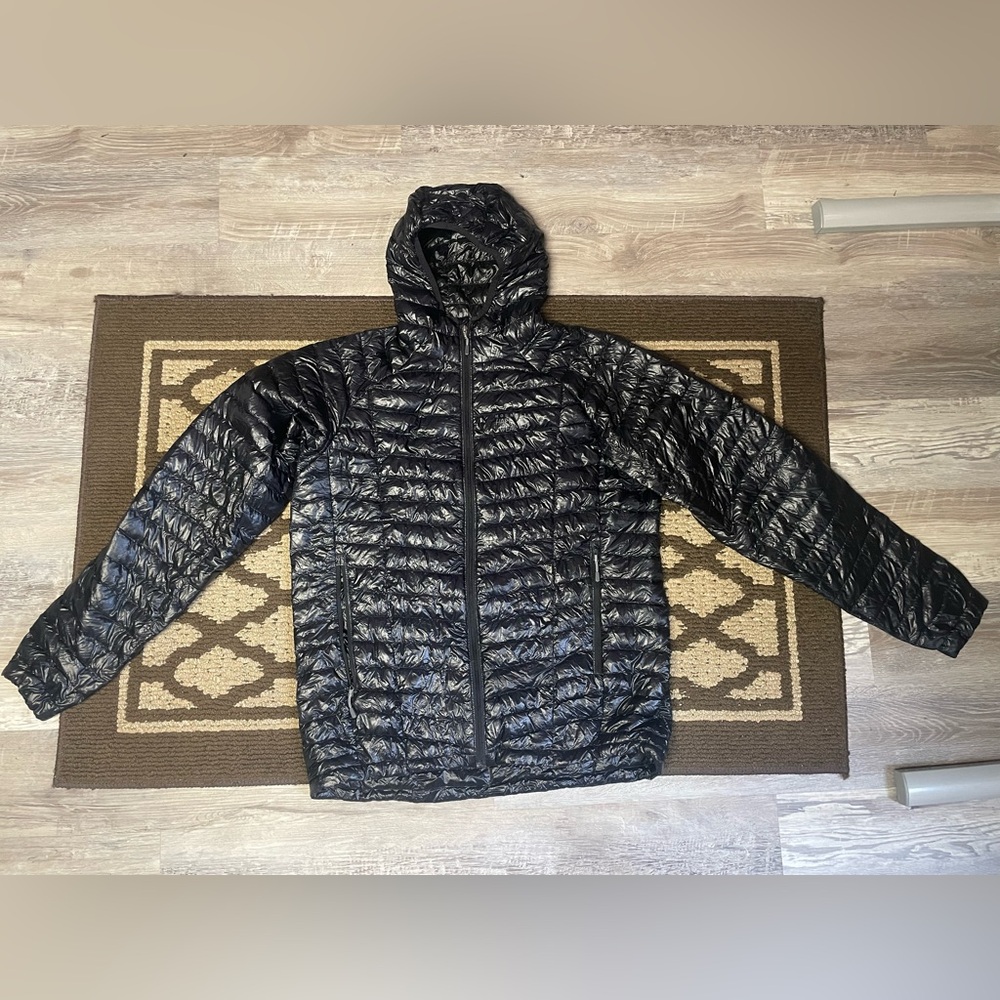 Mountain Hardwear Women’s Medium Ghost Whisperer UL Jacket
